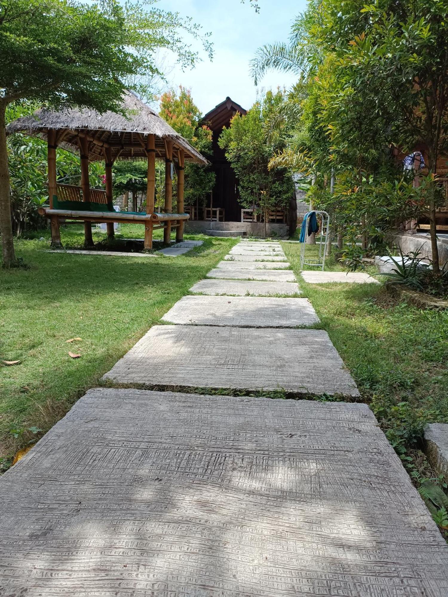 Bale Hostel Kuta  ภายนอก รูปภาพ