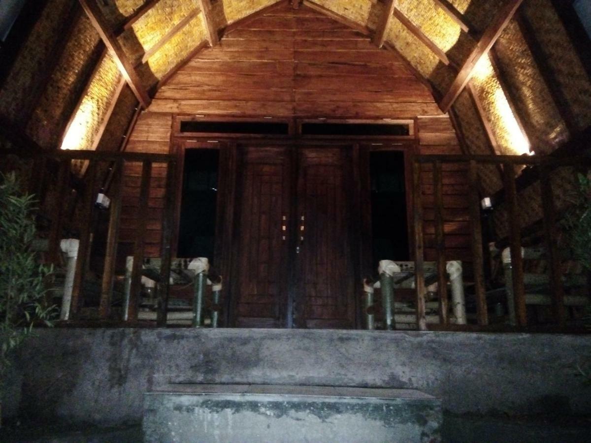 Bale Hostel Kuta  ภายนอก รูปภาพ