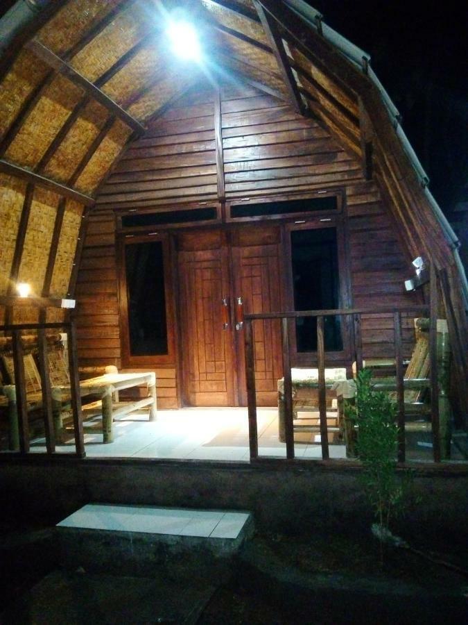 Bale Hostel Kuta  ภายนอก รูปภาพ