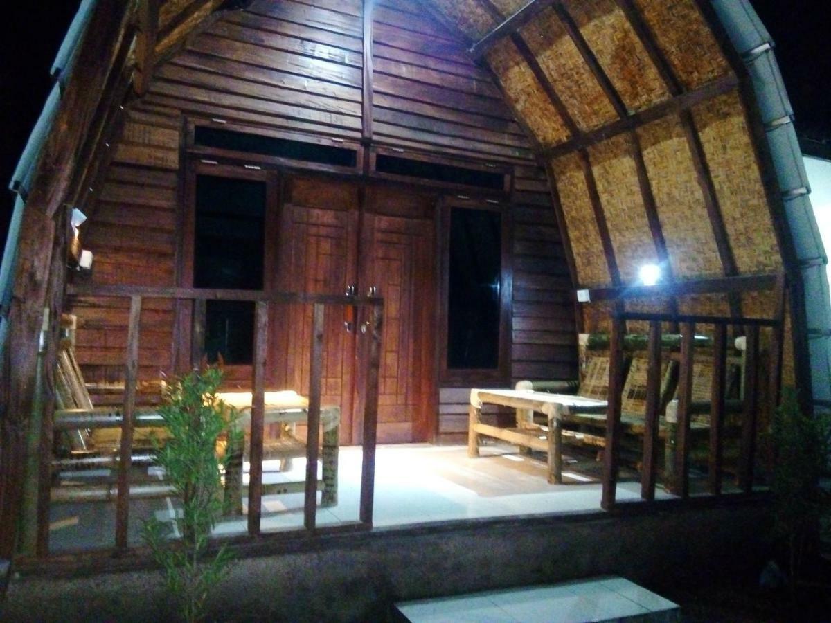 Bale Hostel Kuta  ภายนอก รูปภาพ
